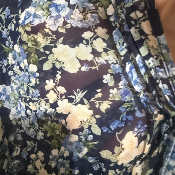 Kate and Lily Blue Floral Smocked Maxi Dress Size 6 Sleeveless Chiffon V-Neck - Picture 4 of 13